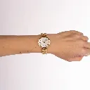 b48303382_worn1.webp