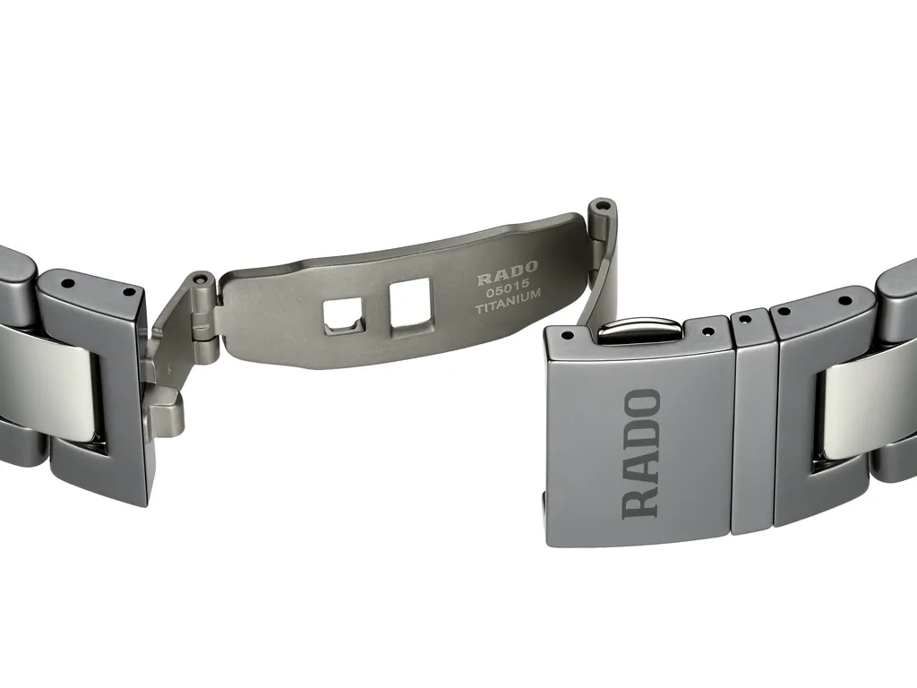 Rado Captain Cook High-Tech Ceramic Skeleton - R32148162