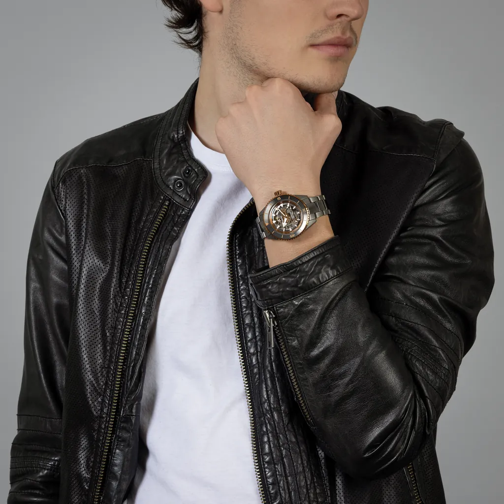 Rado Captain Cook High-Tech Ceramic Skeleton - R32148162