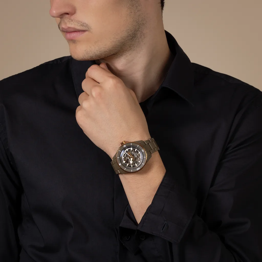 Rado Captain Cook High-Tech Ceramic Skeleton - R32150162