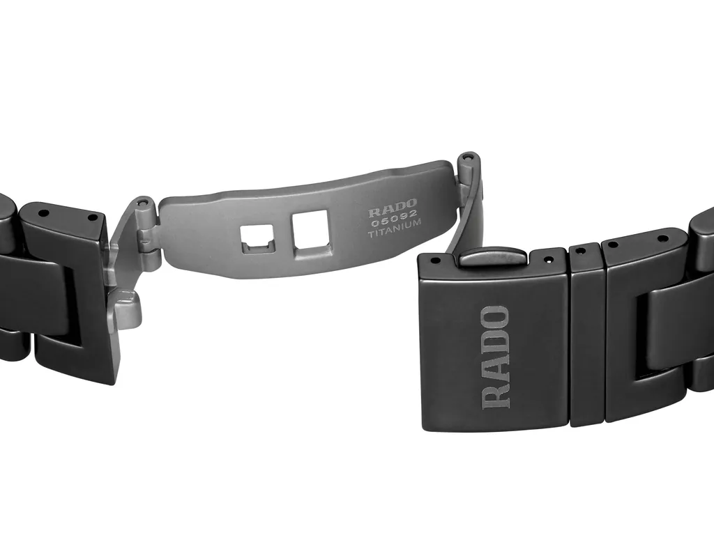 Rado Captain Cook High-Tech Ceramic Skeleton - R32192152